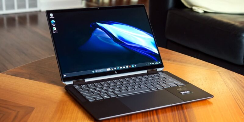 HP Spectre x360 14 Review (2024)